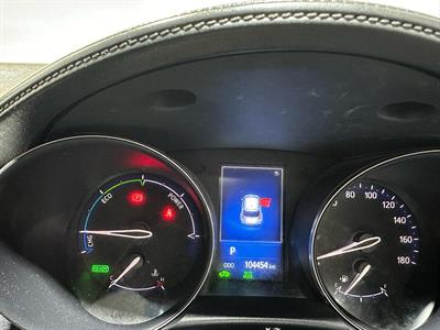 2017 Toyota C-HR - Thumbnail