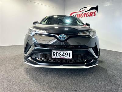 2017 Toyota C-HR - Thumbnail