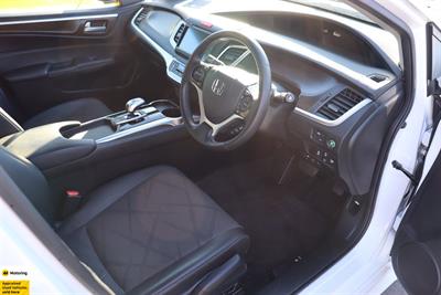 2015 Honda Jade - Thumbnail