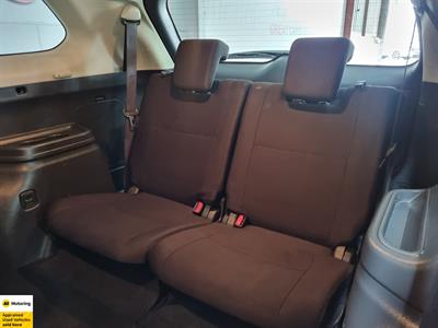 2022 Mitsubishi Outlander - Thumbnail