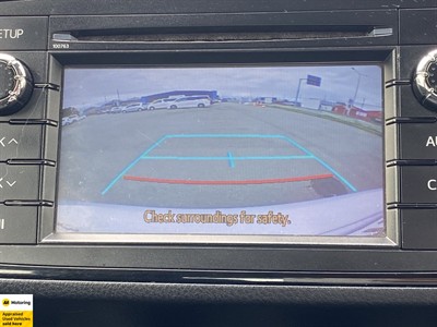 2017 Toyota Yaris - Thumbnail