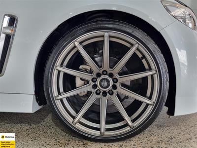 2017 Holden Commodore - Thumbnail