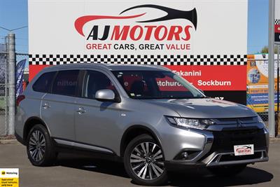 2020 Mitsubishi Outlander - Thumbnail