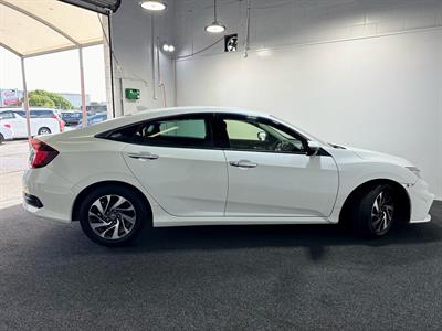 2018 Honda Civic - Thumbnail