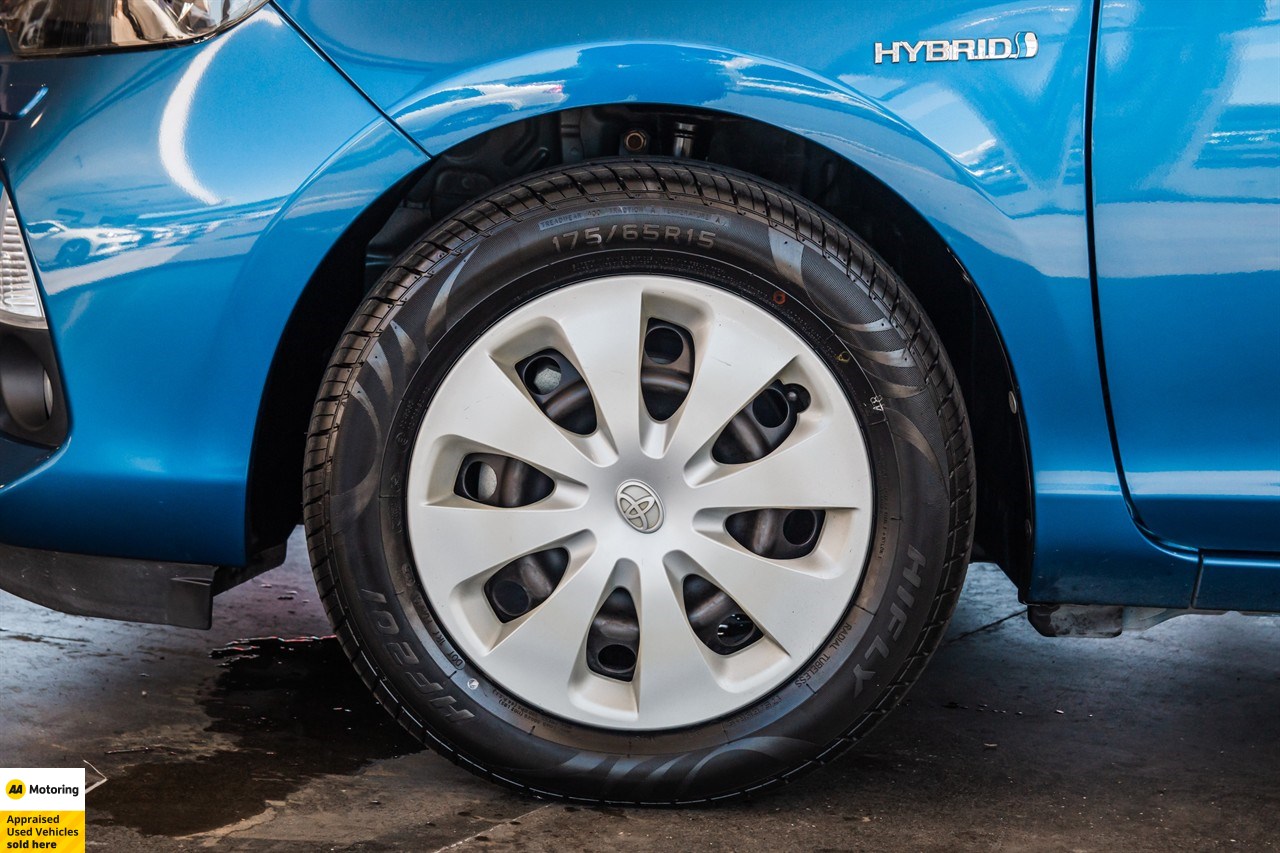 2013 Toyota Aqua