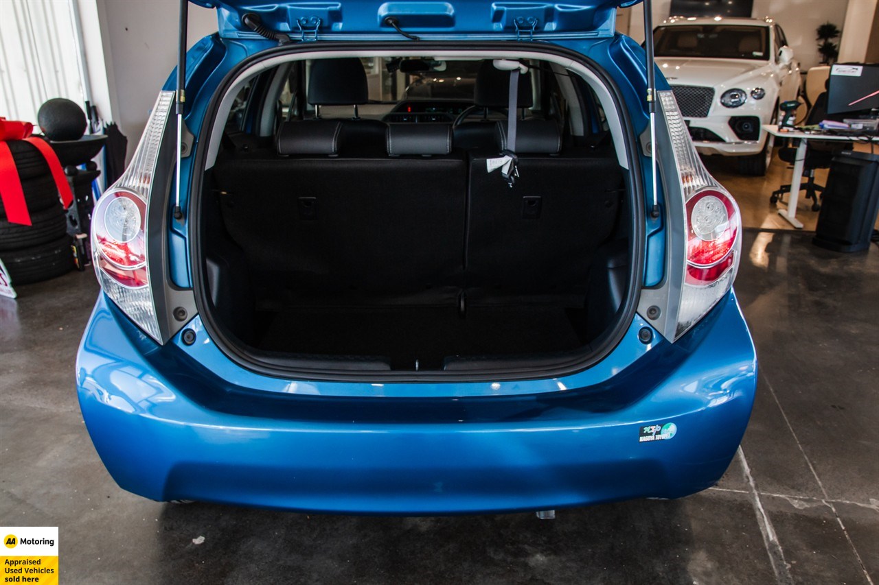 2013 Toyota Aqua