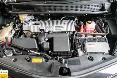 2012 Toyota Prius - Thumbnail