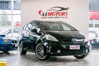 2012 Toyota Prius - Thumbnail