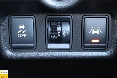 2015 Nissan Note - Thumbnail