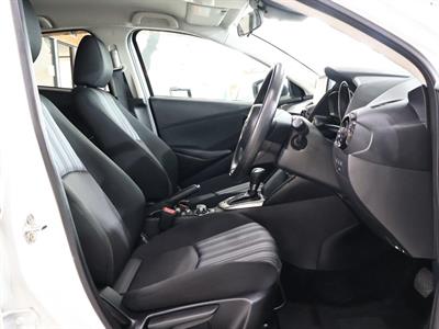 2020 Mazda 2 - Thumbnail