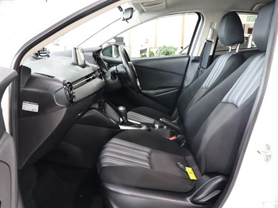 2020 Mazda 2 - Thumbnail