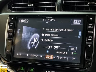 2013 Toyota Aqua - Thumbnail