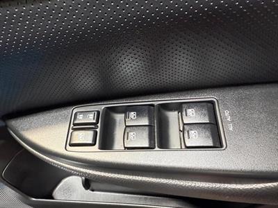 2013 Subaru Legacy - Thumbnail