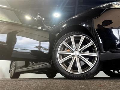 2013 Subaru Legacy - Thumbnail