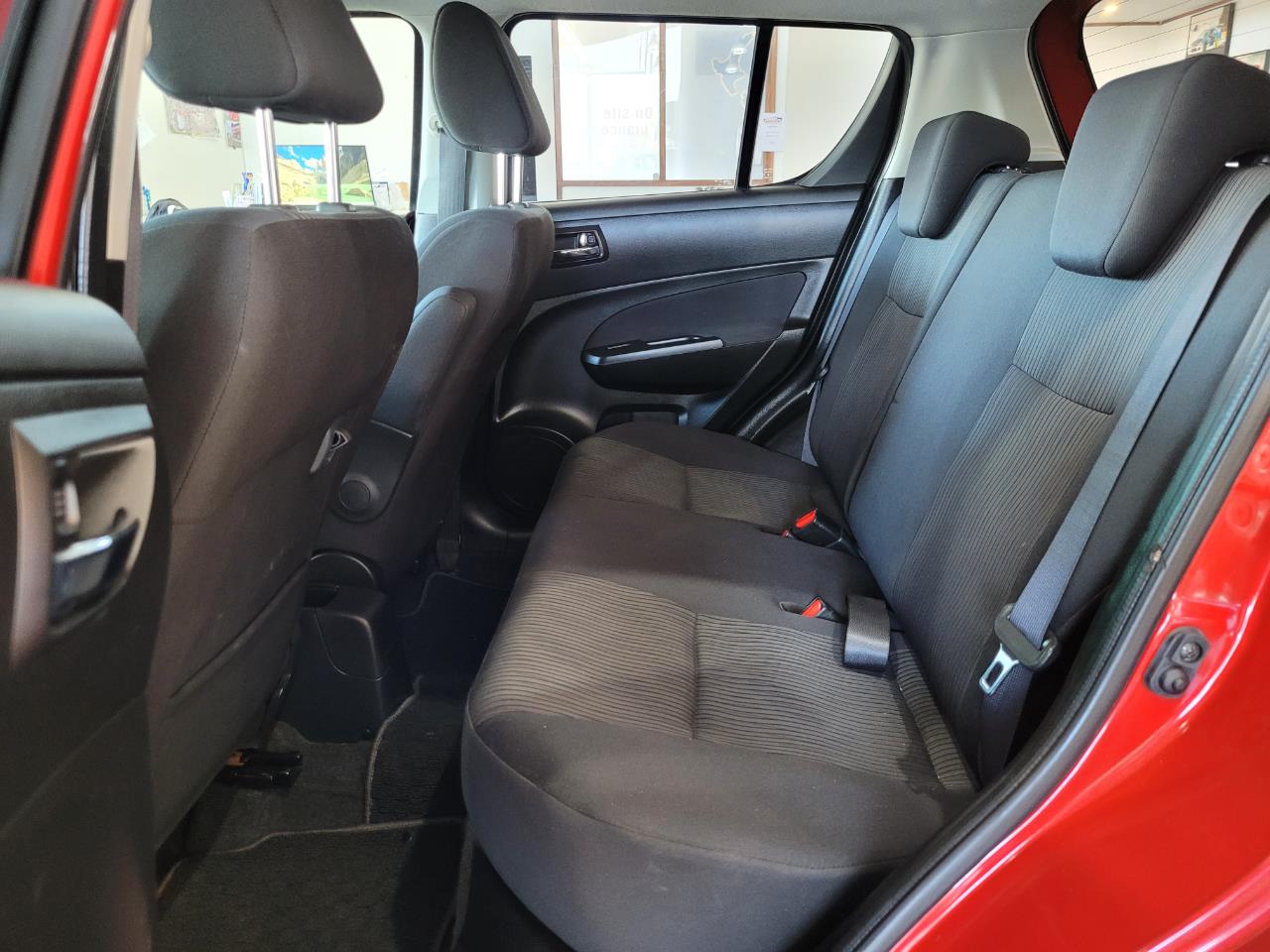 2011 Suzuki Swift