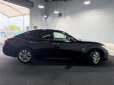 2014 Nissan Fuga - Thumbnail