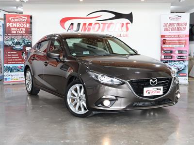 2015 Mazda Axela - Thumbnail