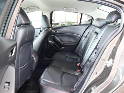 2015 Mazda Axela - Thumbnail