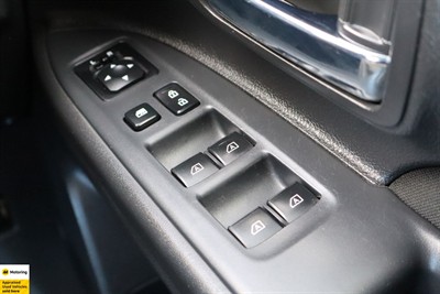 2021 Mitsubishi Outlander - Thumbnail