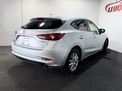 2017 Mazda Axela - Thumbnail