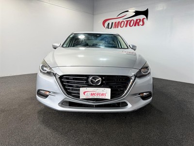 2017 Mazda Axela - Thumbnail