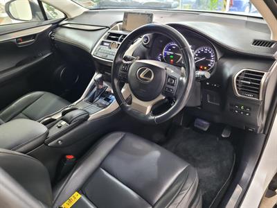 2014 Lexus NX 300h - Thumbnail