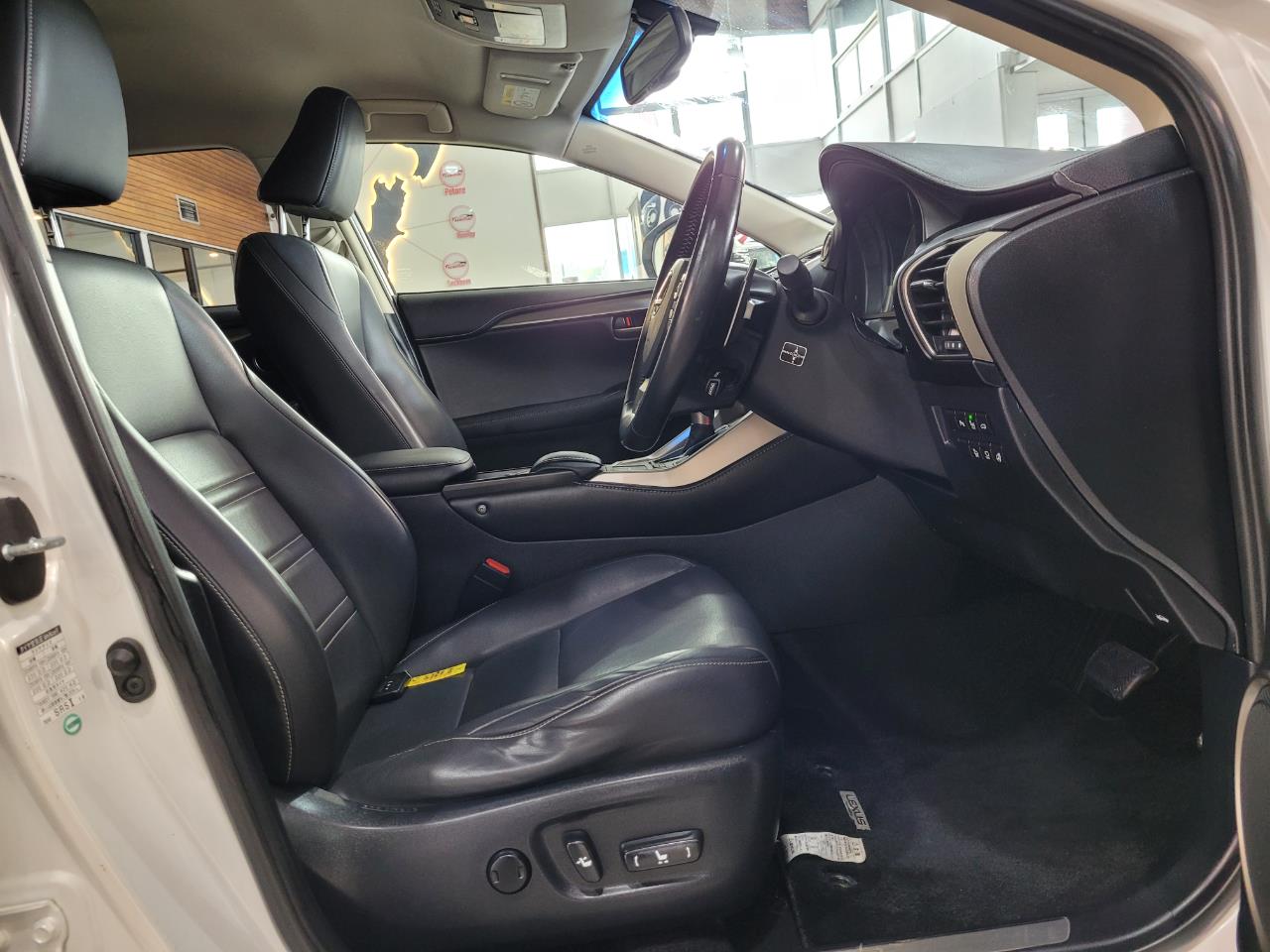 2014 Lexus NX 300h