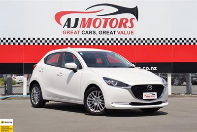 2021 Mazda 2 - Thumbnail