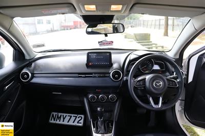 2021 Mazda 2 - Thumbnail