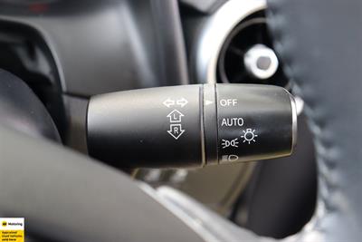 2021 Mazda 2 - Thumbnail