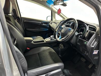 2015 Honda Shuttle - Thumbnail