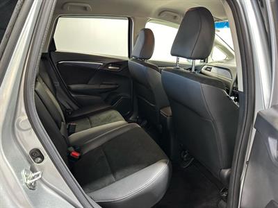 2015 Honda Shuttle - Thumbnail