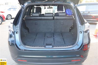 2015 Toyota Harrier - Thumbnail