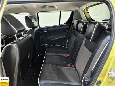 2015 Suzuki Swift - Thumbnail