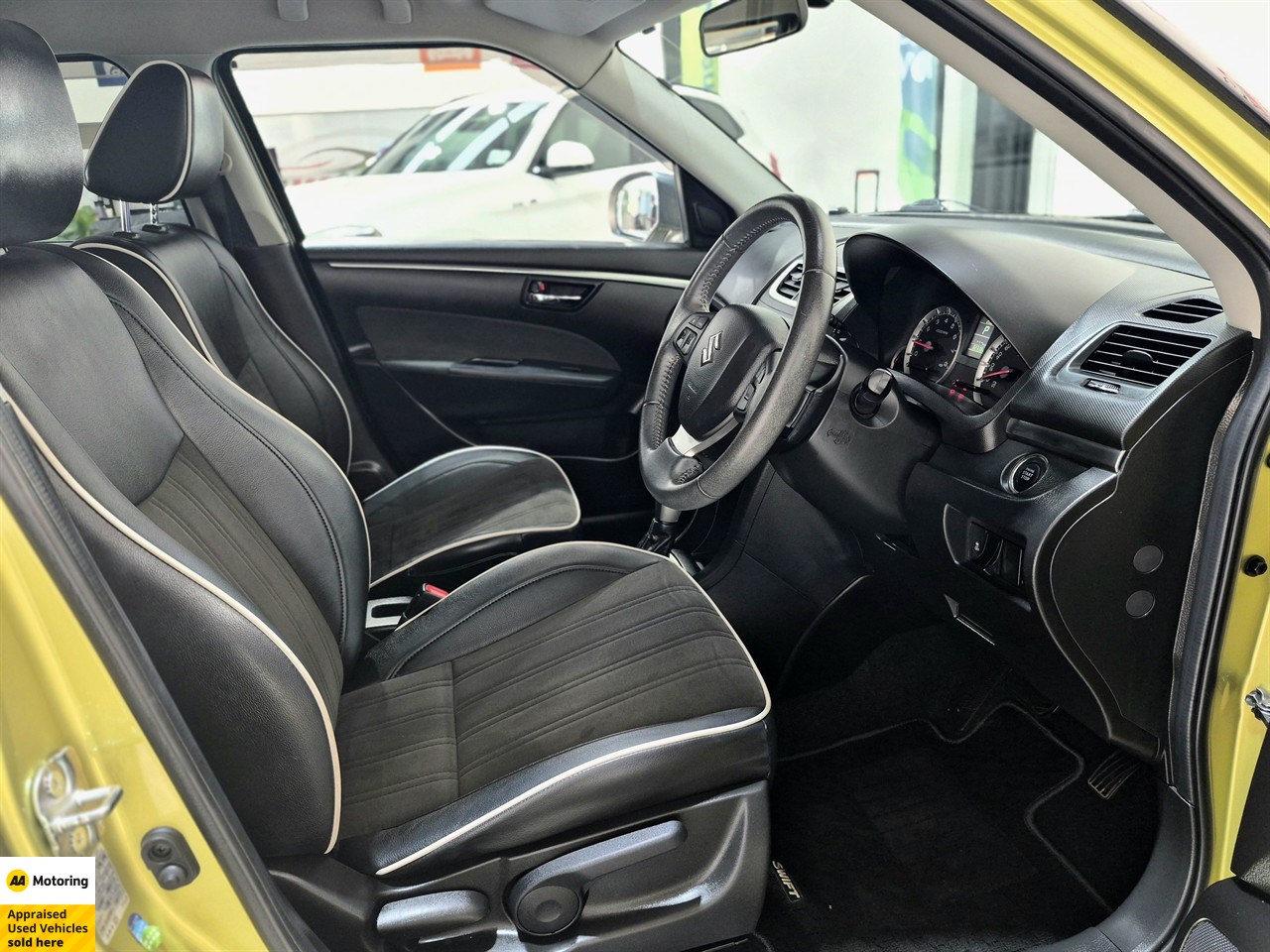 2015 Suzuki Swift