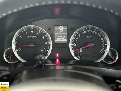 2015 Suzuki Swift - Thumbnail