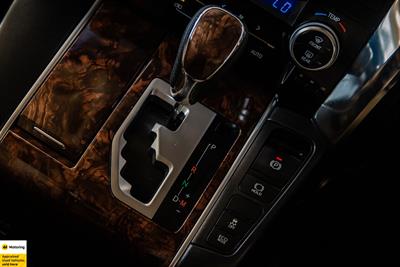 2019 Toyota Vellfire - Thumbnail