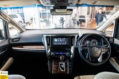 2019 Toyota Vellfire - Thumbnail