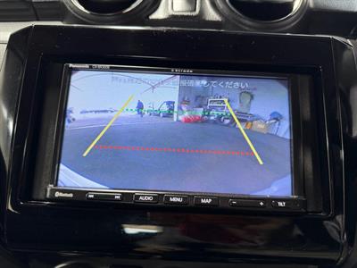 2019 Suzuki Swift - Thumbnail