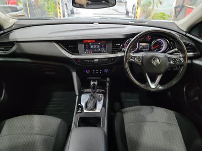 2020 Holden Commodore - Thumbnail