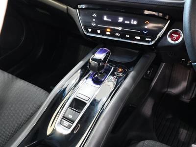 2015 Honda Vezel - Thumbnail