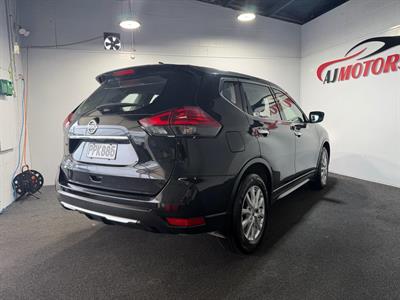 2022 Nissan X-Trail - Thumbnail