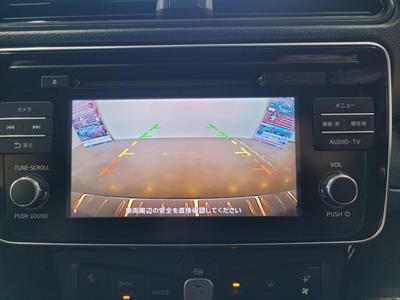 2018 Nissan Leaf - Thumbnail