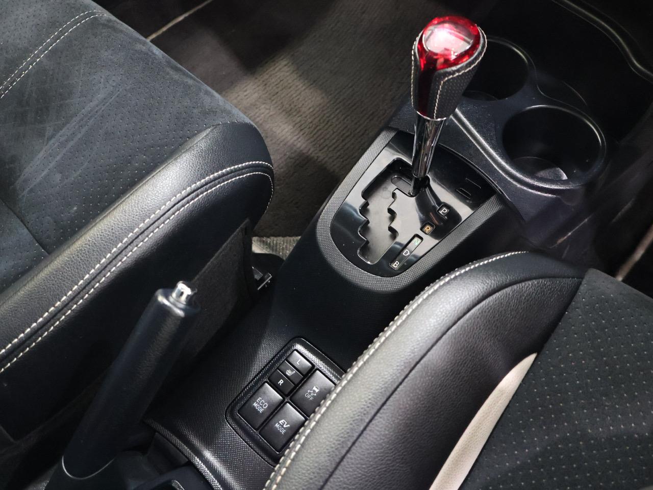 2015 Toyota Aqua