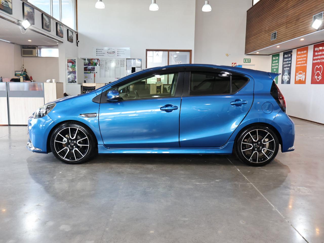 2015 Toyota Aqua