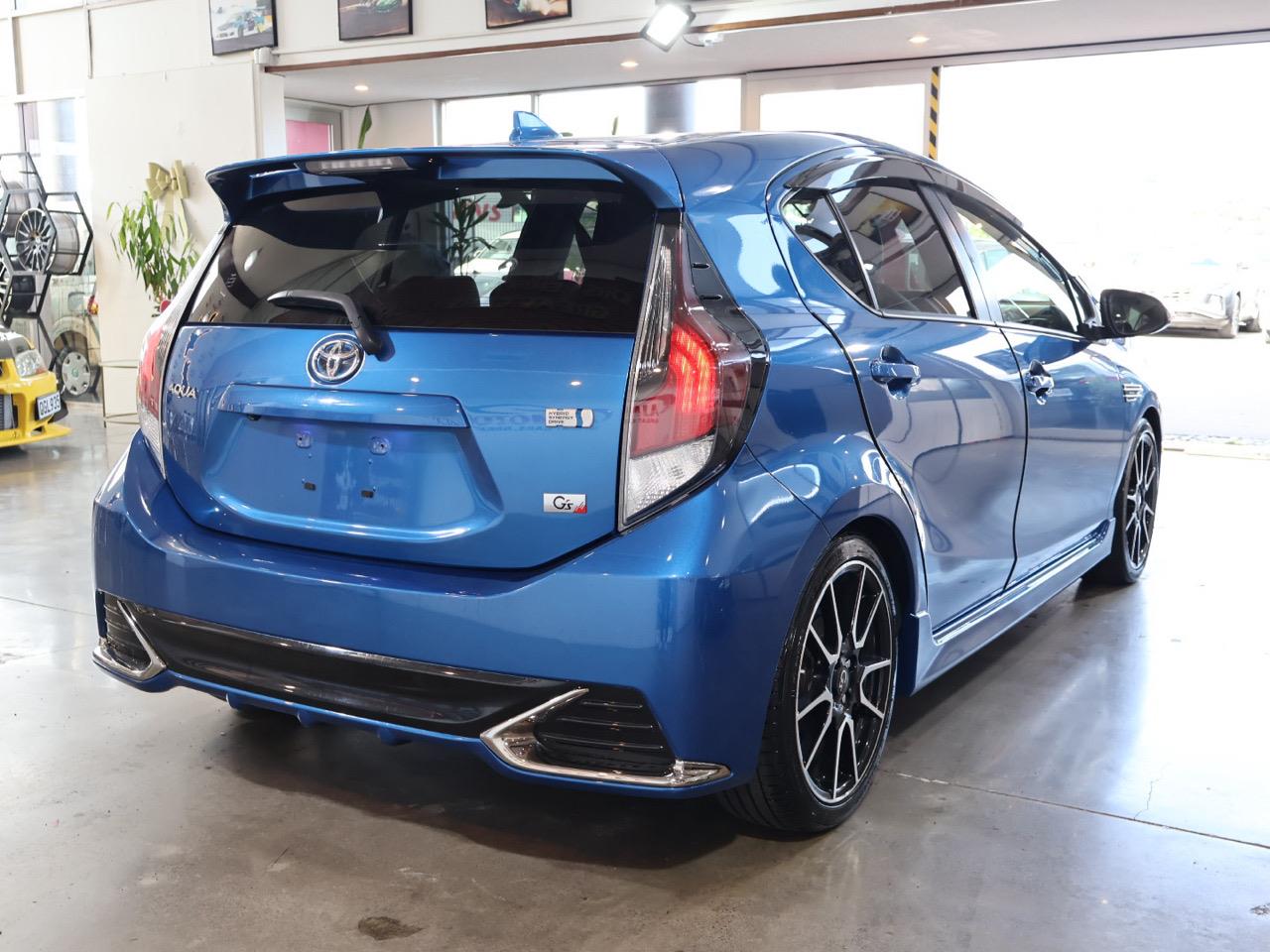 2015 Toyota Aqua