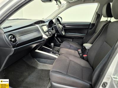 2019 Toyota Corolla - Thumbnail