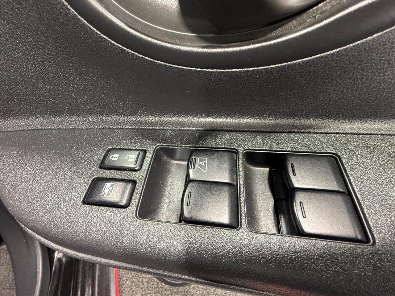 2016 Nissan March