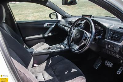 2012 Lexus CT 200h - Thumbnail