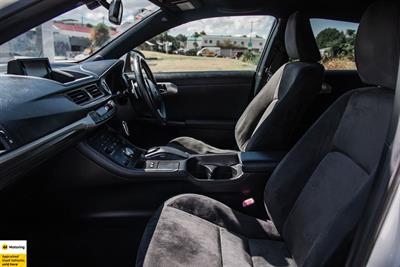 2012 Lexus CT 200h - Thumbnail